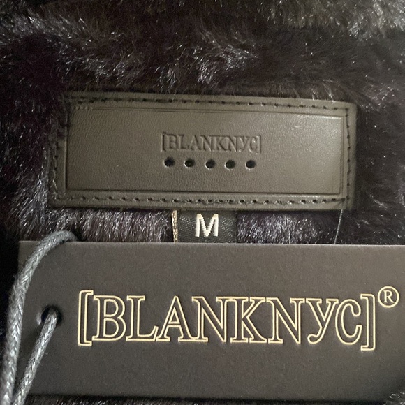 (A8) Blank NYC Top Secret Pull Over Teddy Jacket, Size Medium, NWT - Picture 8 of 9